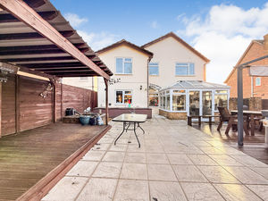 Photo 19- click for photo gallery